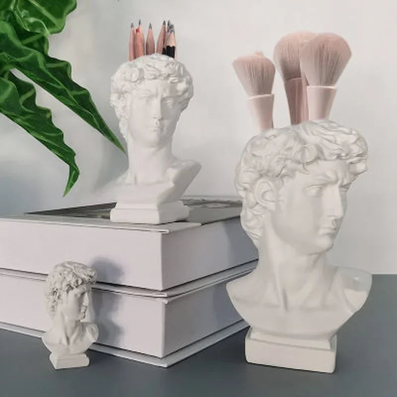 David Sculpture Vase