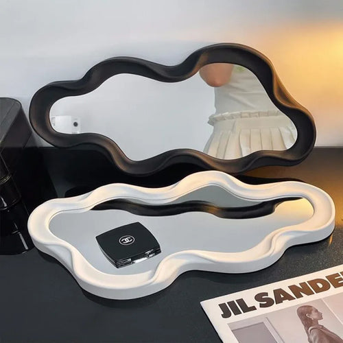Cloud Mirror – The Sculptural Statement
